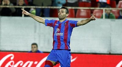 Barral espera celebrar goles como rojiblanco 