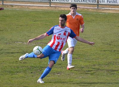 El Arenas sigue con paso firme (GARRIDO)