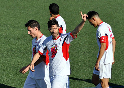 Ubric celebra el tanto ante el Vélez (GRJ)