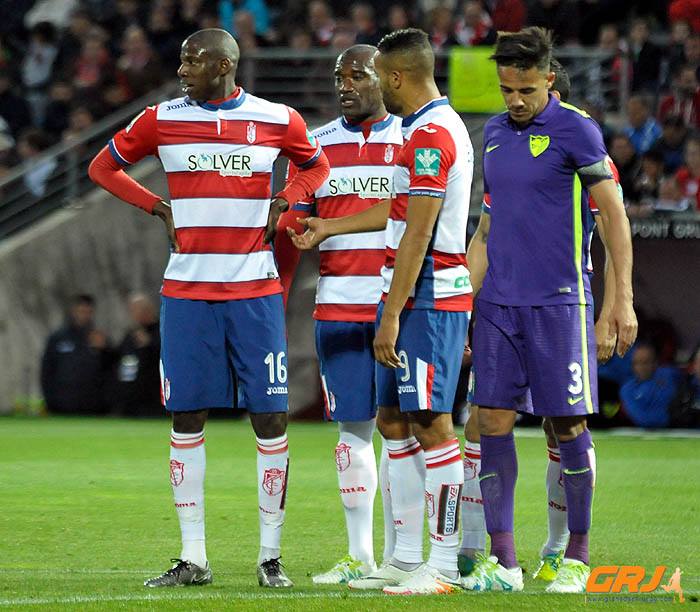Discreto partido del Granada en un momento crucial (J. M. BALDOMERO)