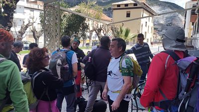 Algunos de los participantes en la caminata 