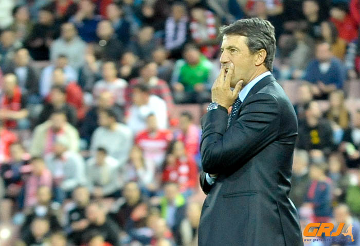 José González en un momento del encuentro ante el Levante (BALDOMERO)