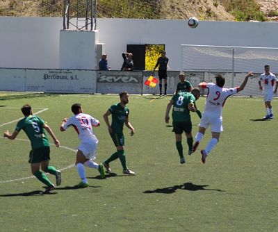 El Guadix no pudo conseguir la victoria 