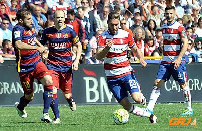 El encuentro terminó con la invasión del campo 