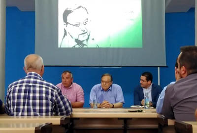 Eduardo Herrera en la presentación de su proyecto en Huelva