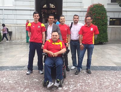 Cuenca con los atletas granadinos 