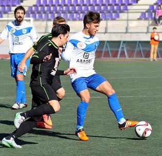 Del Moral seguirá vistiendo la camiseta lojeña (CASTILLO)