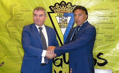 Pina ya maneja el timón del Cádiz 