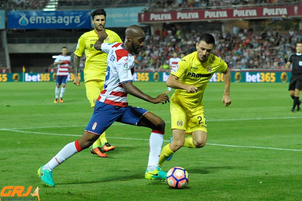 Foulquier gozó de titularidad en el estreno de Liga (JOSÉ M. BALDOMERO)