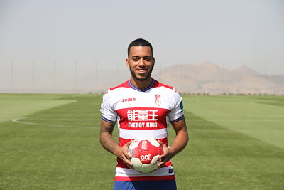 Vezo está contento con su llegada al Granada 