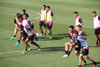 Los jugadores siguen sudando 