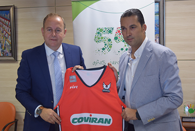 Firma del acuerdo entre ambas partes 