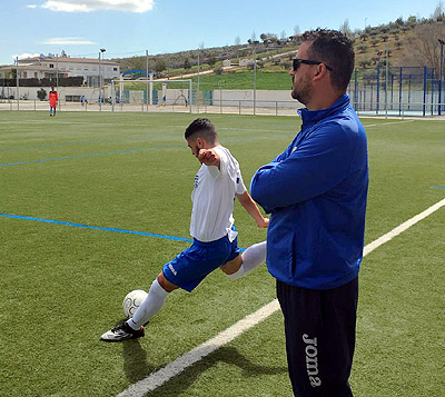 Óscar Sierra llega al banquillo del CD Huétor Tájar B (GRJ)