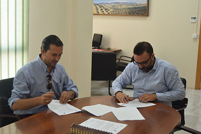 Firma del acuerdo de colaboración 