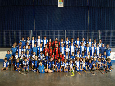 Foto de familia de los equipos del Patín Cájar 