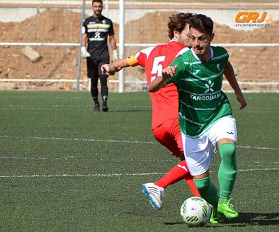 El Huétor Vega encajó una dura derrota 