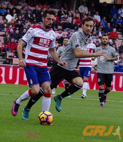 Cuenca en una acción del choque ante el Depor (VICENTE CARVAJAL)