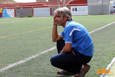 Roberto Cuerva, entrenador del Guadix CF (GRJ)