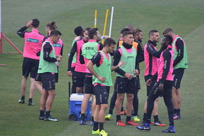 El equipo regresa al trabajo 