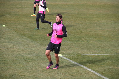 Krhin ha vuelto a entrenar con el Granada 