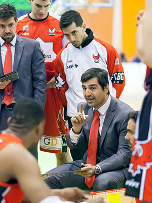 Pablo Pin en el partido de Ávila (PHOTOGRAPHERS SPORT)