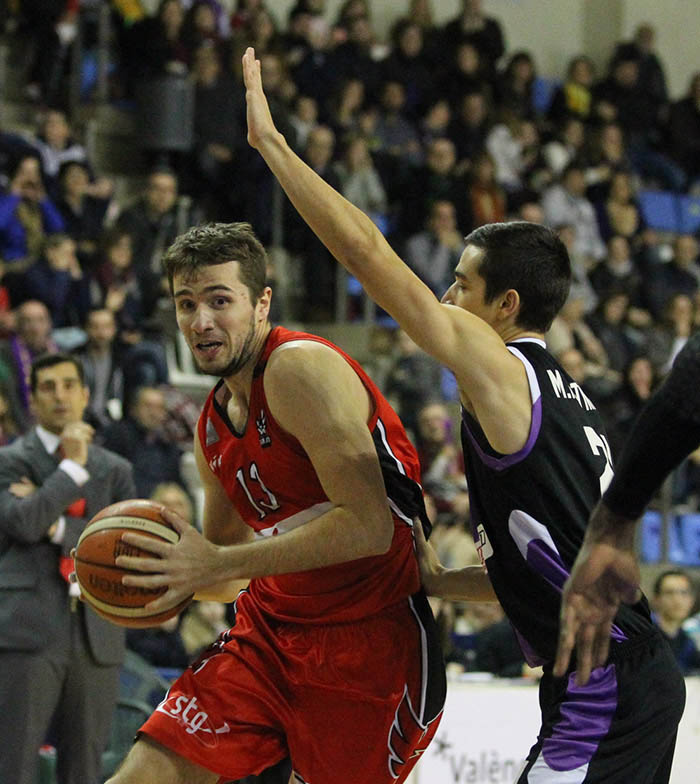 Ivan Milekovic fue clave en los nazaríes (PHOTOGRAPHERS SPORT)  