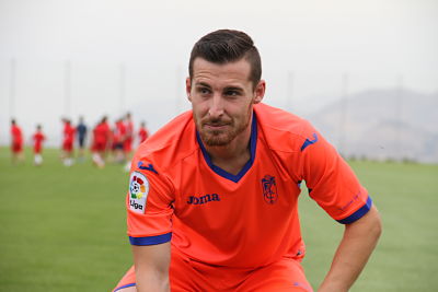 Tito hace las maletas 