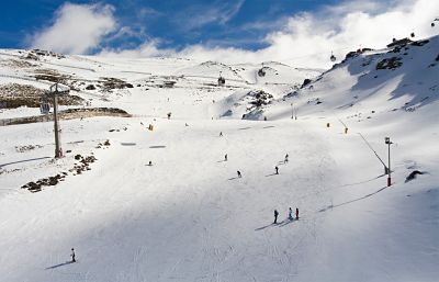 Sierra Nevada llegará a los 100km esquiables 