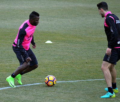 Wakaso ha conocido a sus nuevos compañeros 