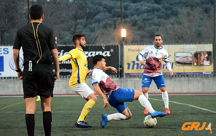 El derbi del poniente se lo adjudicó el cuadro lojeño (CASTILLO)