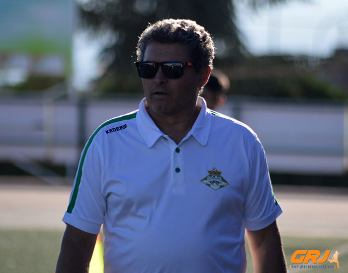 Lucas Sánchez, entrenador de la UD Alfacar (GRJ)