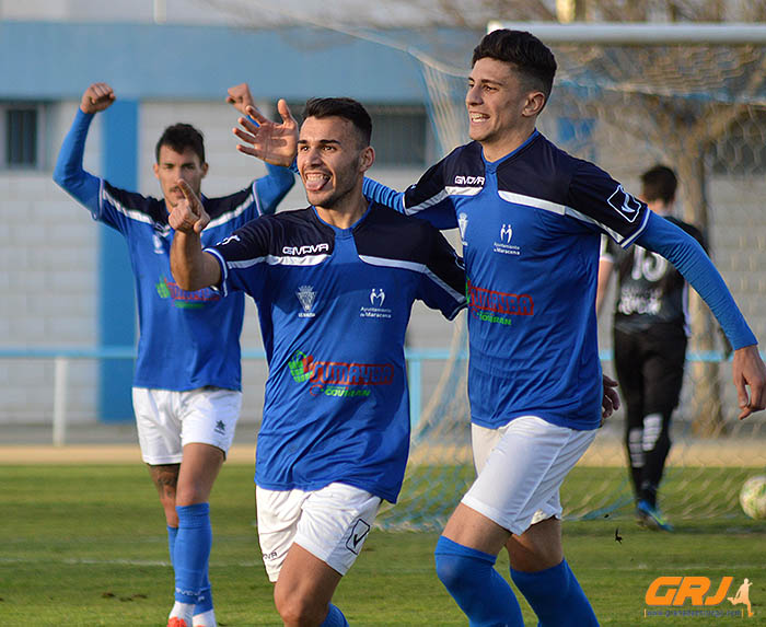Luis Enrique celebra el tanto de los locales ante el CD Rincón (J. PALMA)