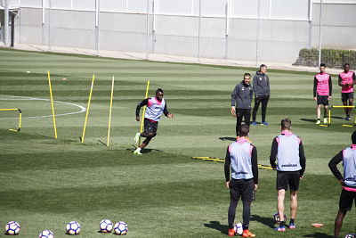 Alcaraz recupera a Wakaso 