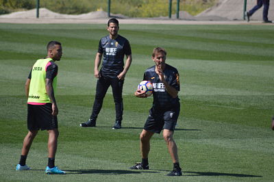 Adams ya dirige al Granada 