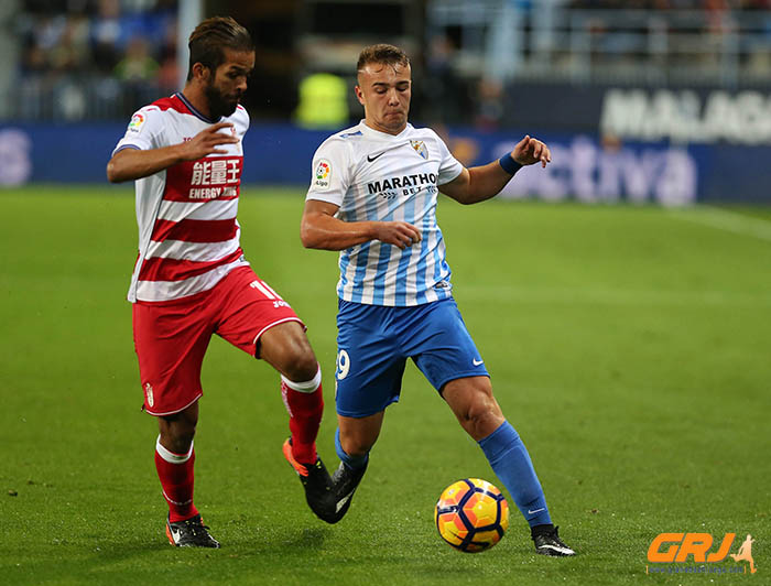 Carcela González en una jugada del encuentro de ida (LOF)