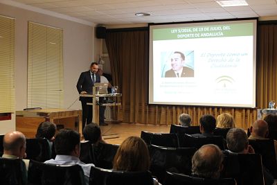 Un instante del acto 