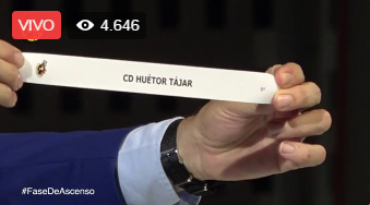 Momento en el que ha salido la bola del equipo hueteño en el sorteo