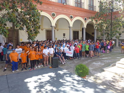 Foto de familia de los participantes 