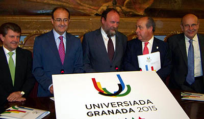 Antonio Martínez Caler, Martín Soler, Francisco González Lodeiro, José Torres Hurtado y Antonio Cruz tras la rueda de prensa en el Rectorado (GRJ)