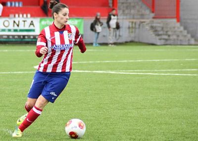 Esther durante un encuentro (Atleticodemadrid.com) 