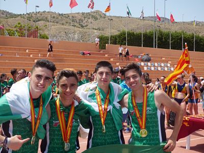 Dario Bruzon junto a sus compañeros 