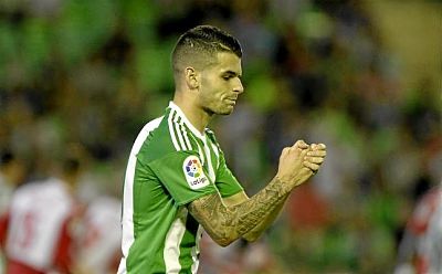 Álex Martínez, cerca de vestir de rojiblanco 