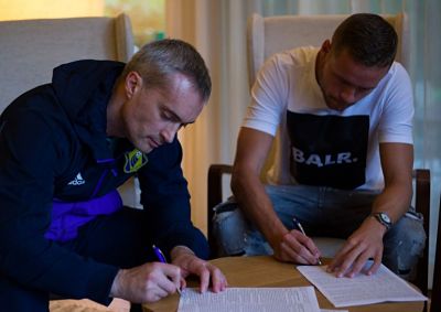 Ingason ya ha firmado su nuevo contrato 