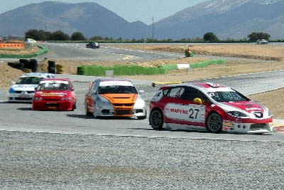 Los primeros clasificados luchando por la cabeza en el Circuito de Guadix