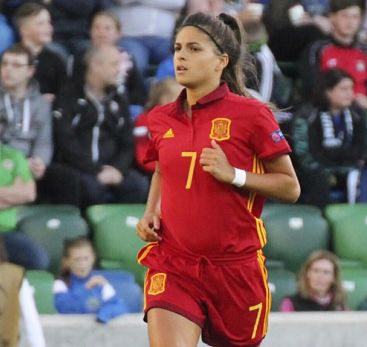 Laura Pérez, campeona con España (GRANADA CF)