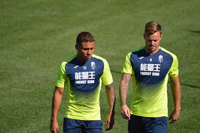 Machís y Dean han estado al margen 