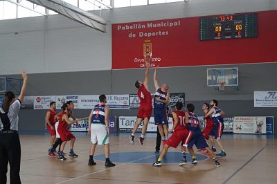 Salto inicial del choque (MANUEL BERRUEZO)