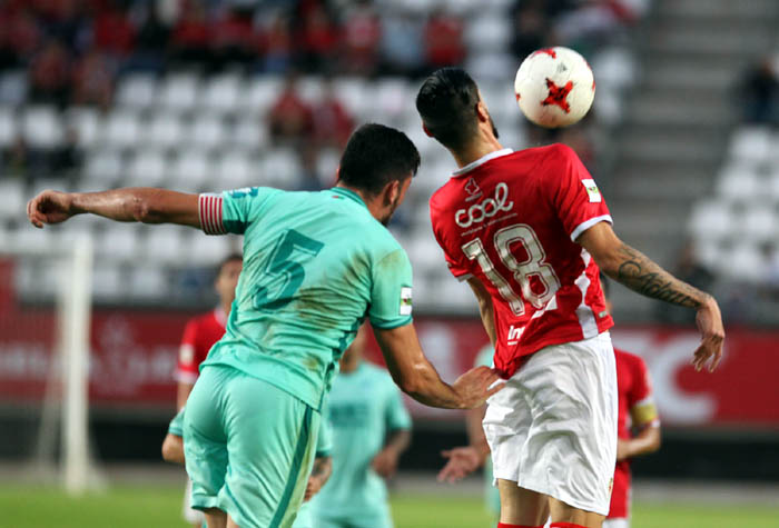 El filial nazarí perdió en su último encuentro en Murcia (LA OPINIÓN DE MURCIA)