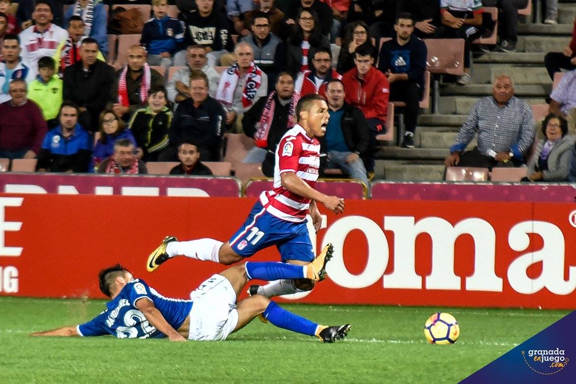 Machís, en la jugada donde fue objeto de penalti (BALDOMERO)