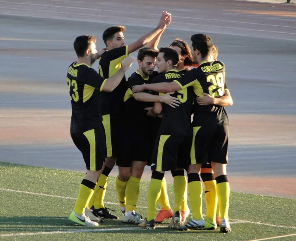 Los jugadores del FC Cubillas celebran uno de los goles ante el Vandalia  (FC CUBILLAS)